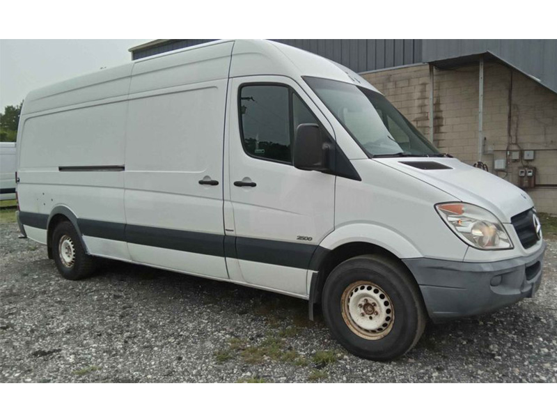 Mercedes-Benz Sprinter 2500