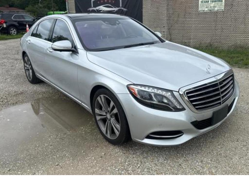 MERCEDES-BENZ S-CLASS S-550