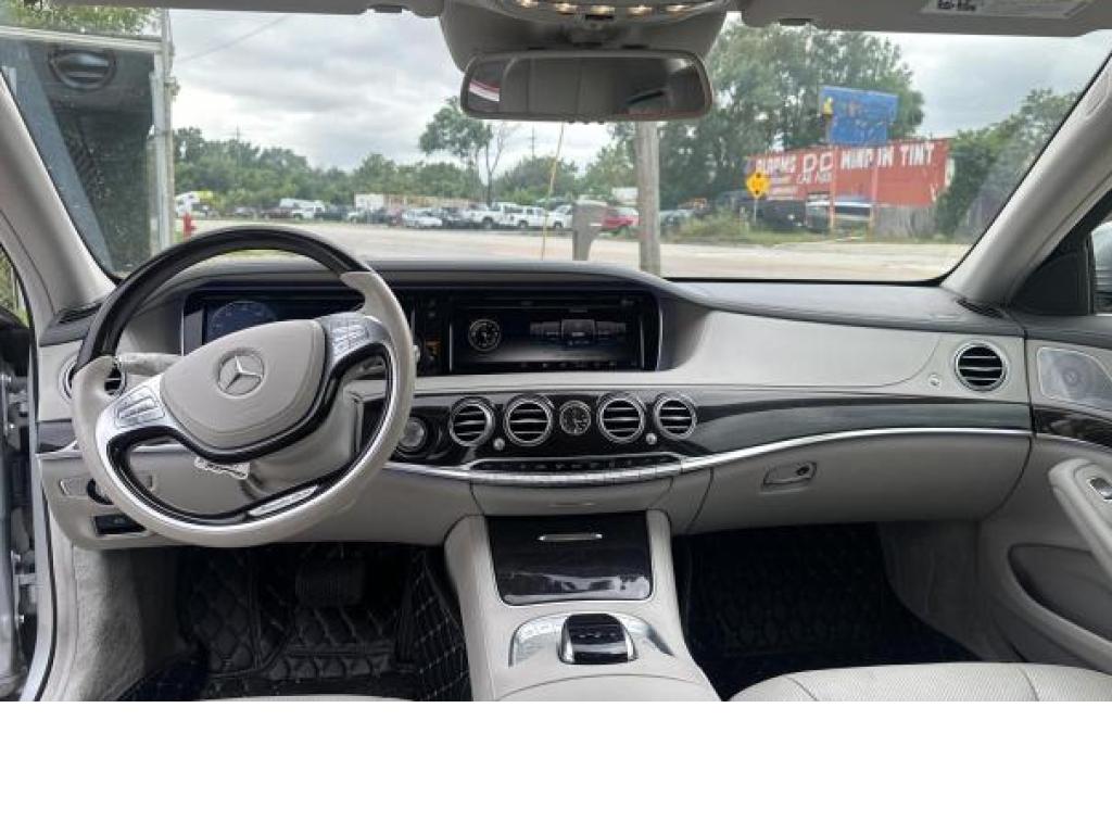 MERCEDES-BENZ S-CLASS S-550